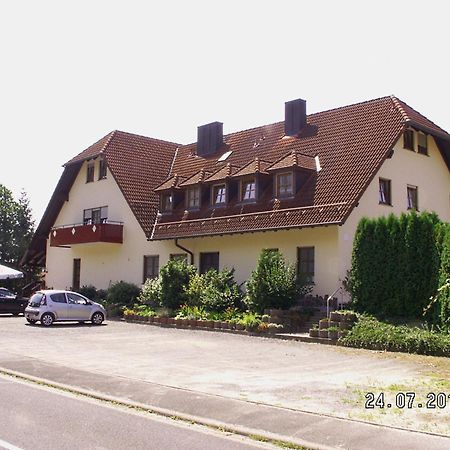 Landgasthof Zum Hirschen Hafenlohr Exterior foto