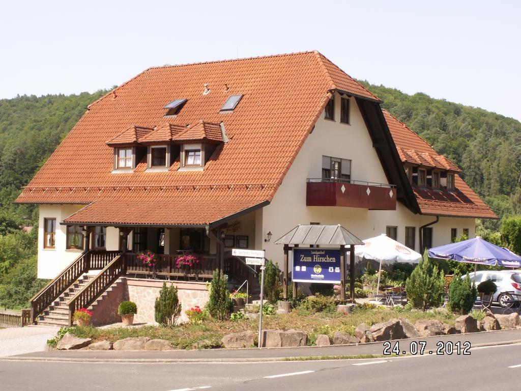 Landgasthof Zum Hirschen Hafenlohr Exterior foto