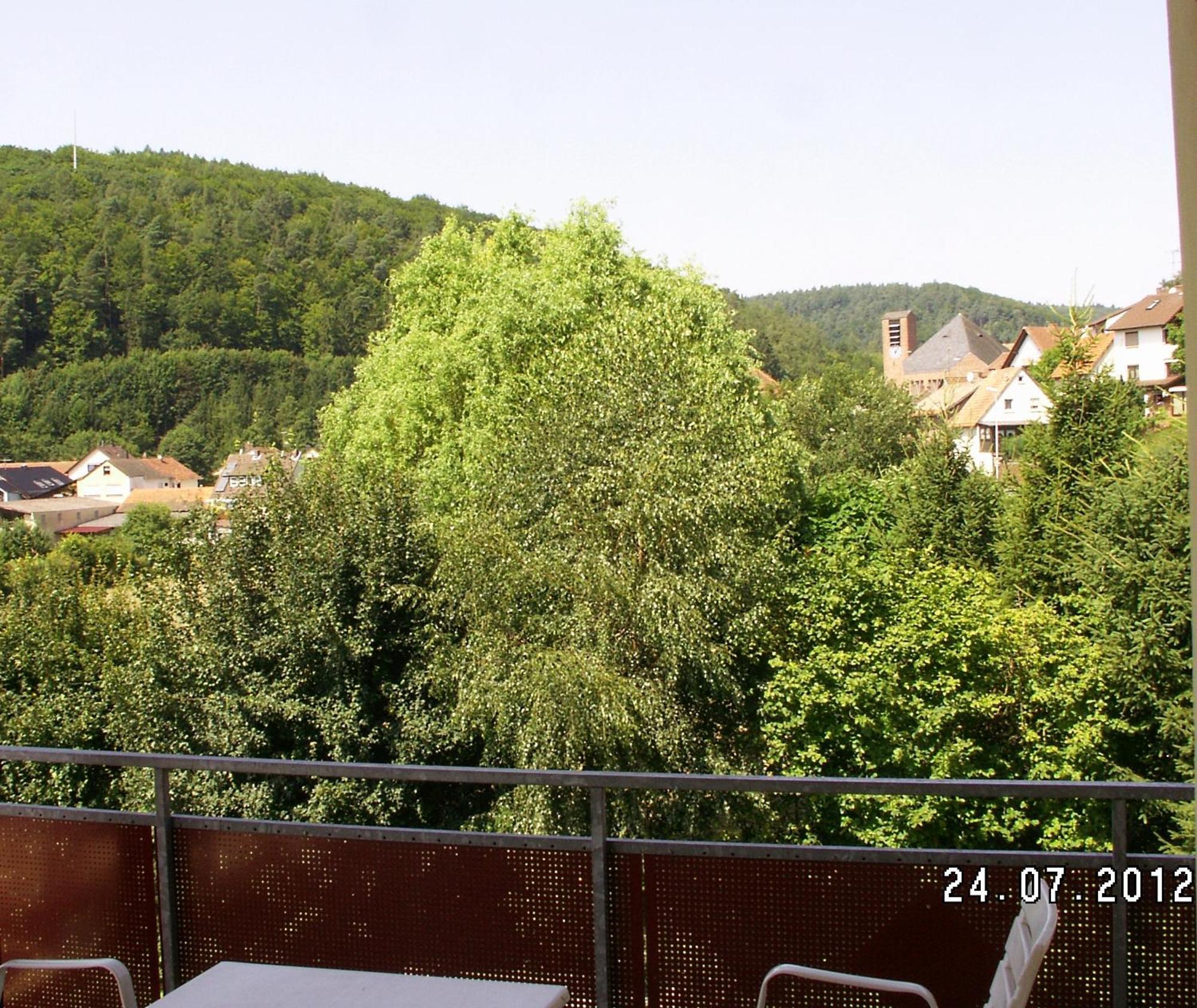 Landgasthof Zum Hirschen Hafenlohr Exterior foto