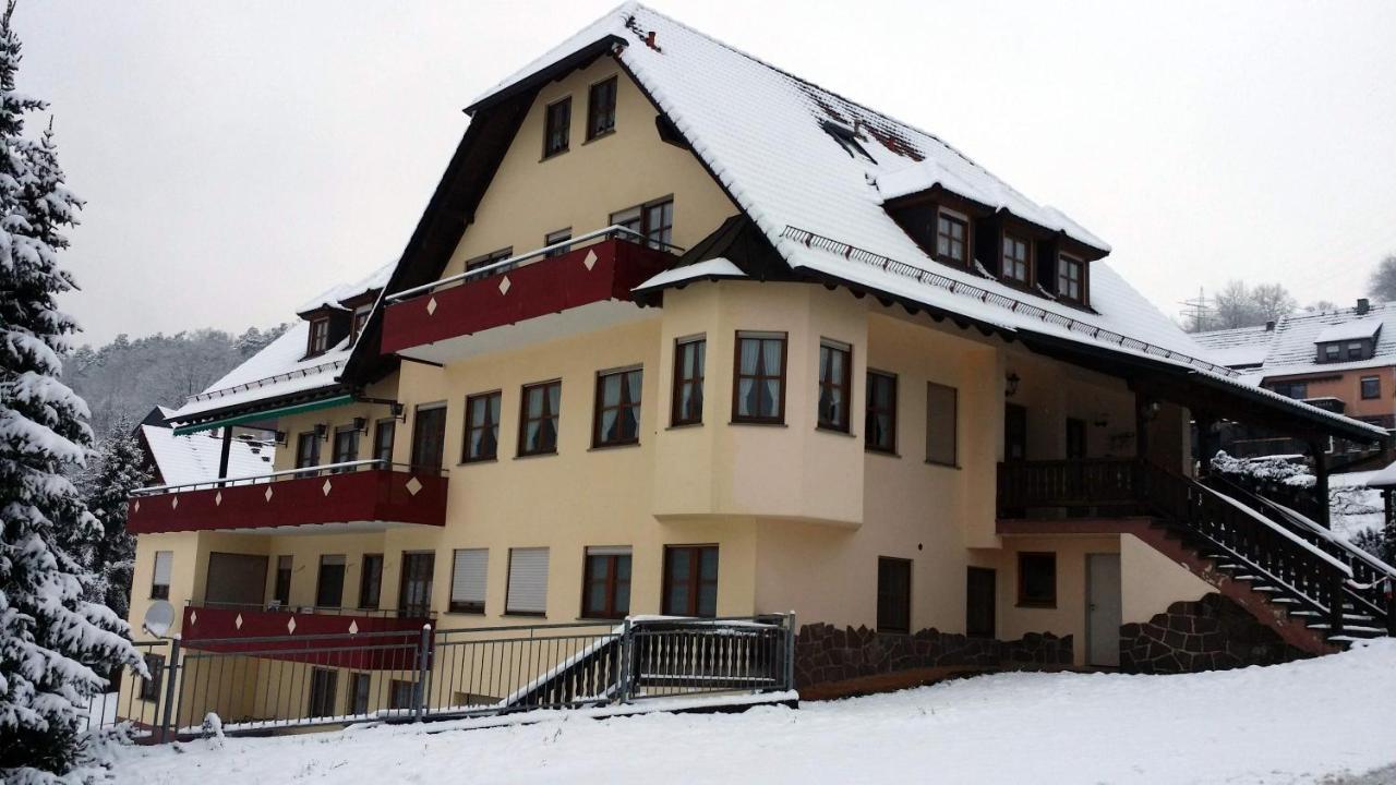Landgasthof Zum Hirschen Hafenlohr Exterior foto